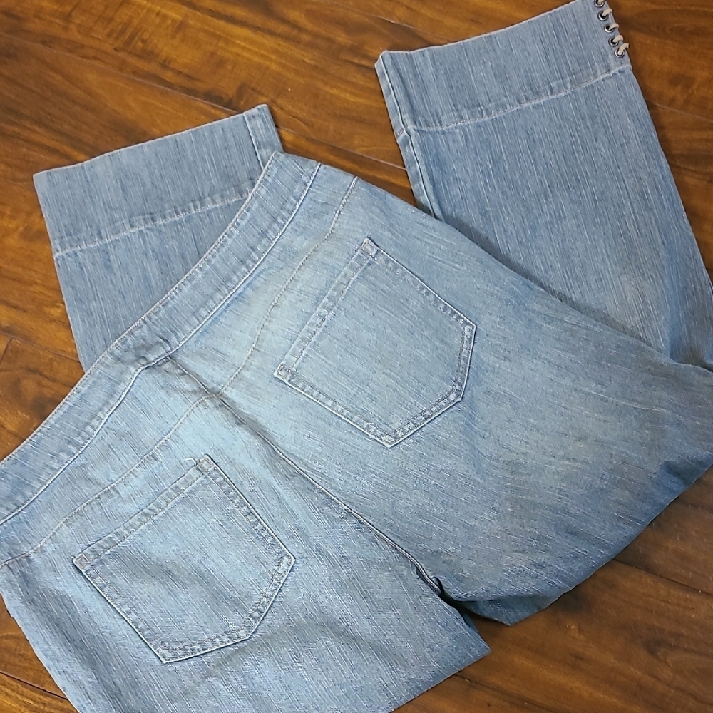 Dana Buchman Light Blue Women's Capris Jeans - Picture 8 of 11